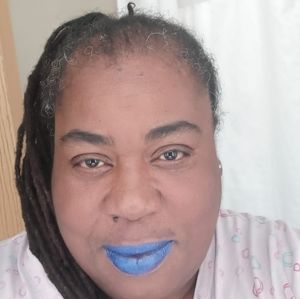 Meet your Posher, Carla